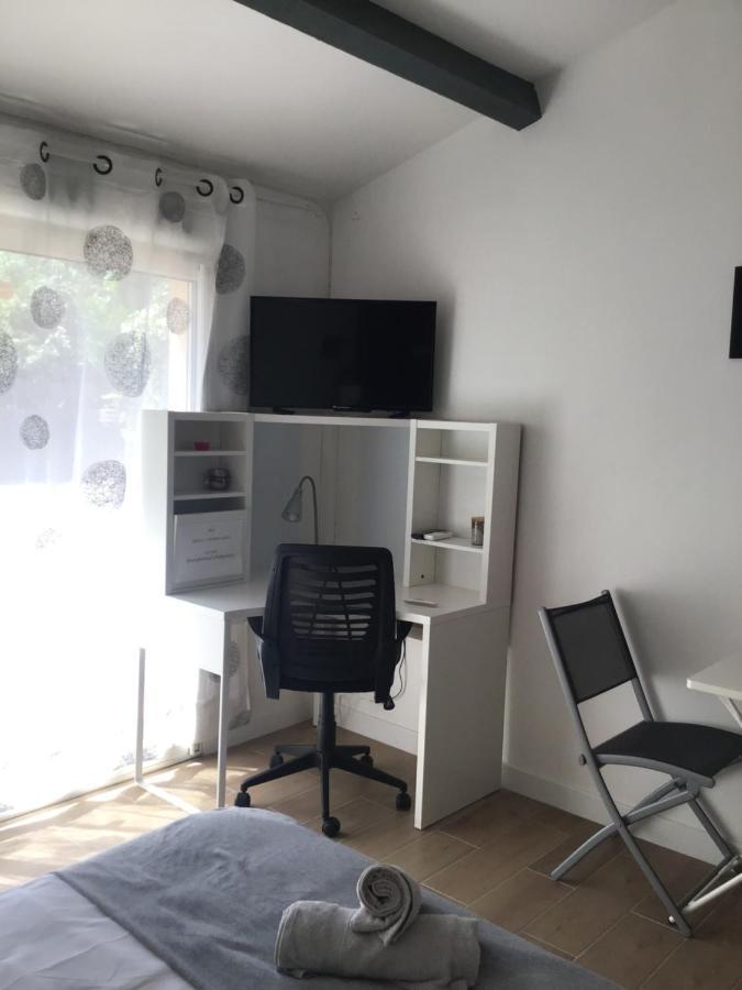 Studio Oustaou Acces Piscine Marsylia Zewnętrze zdjęcie